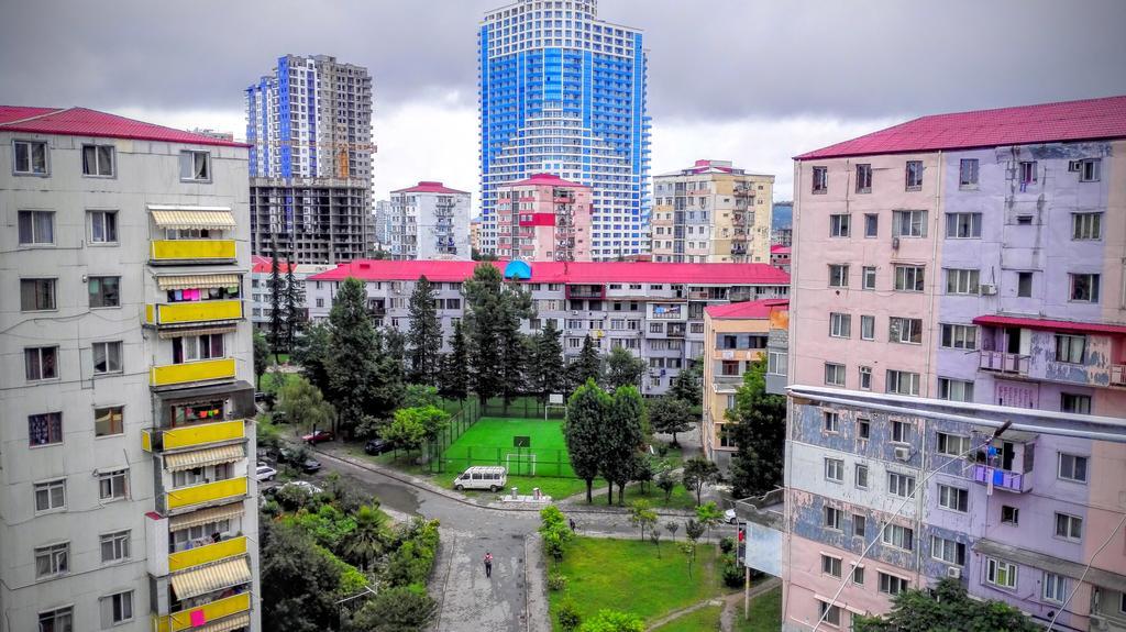 Apartment Rusudan Batumi Esterno foto